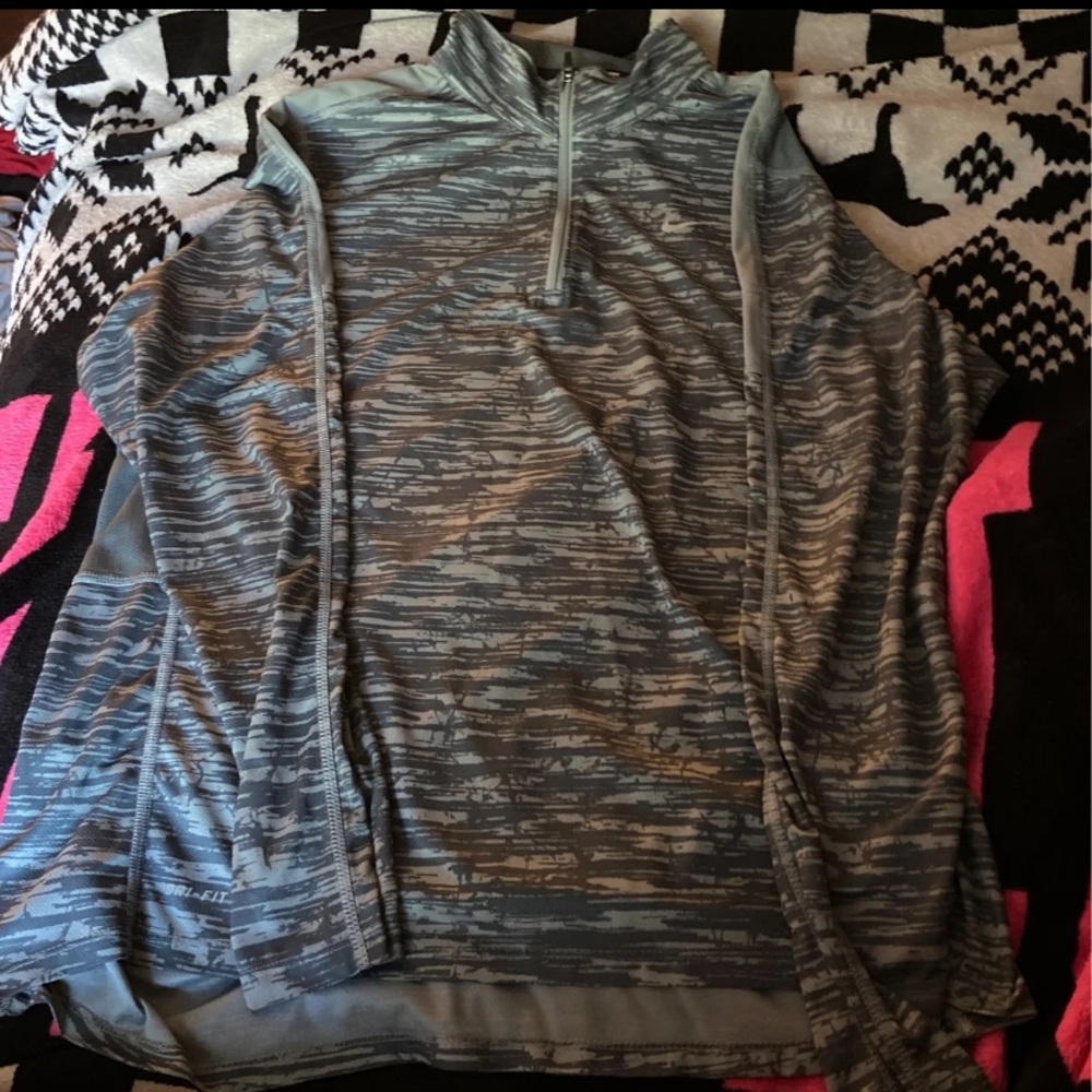 Nike Pullover